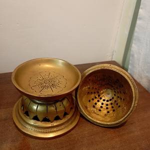 Quemador de Incienso Indio Premium, Diseñado para Madera de Oud, Realza la Elegancia Interior, Fragancia para Rituales Religiosos, Ecológico y Natural - Product Image 3