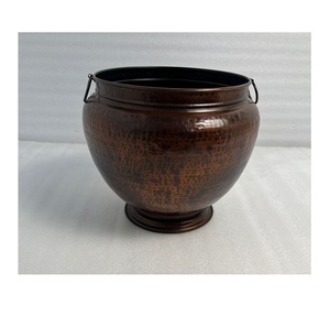 Jardinière décorative en fer avec finition cuivre antique, idéale pour balcon, jardin, terrasse, espaces intérieurs et décoration intérieure élégante - Product Image 6