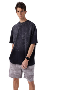 เสื้อผู้ชายคุณภาพสูง ผ้าฝ้ายถัก 100% น้ำหนัก 280gsm ระบายอากาศได้ดี แห้งเร็ว สไตล์ลำลอง คอกลมทรงโอเวอร์ไซส์ สตรีทแวร์ รับผลิตแบบ OEM - Product Image 2