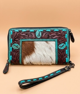 Portefeuille en cuir à motif vachette, pochette zippée pour téléphone, accent en fourrure gaufrée, style fait main pour usage quotidien - Product Image 5