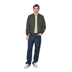 Abrigo de bombardero de béisbol a prueba de viento con logotipo multicolor personalizado para hombre de otoño e invierno, chaqueta sin cuello con capucha de manga larga para uso en exteriores - Product Image 6