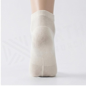 NORTH APPROACH Ankle Socks <b>White</b> Breathable Knitted Regular Style for Adults Daily Casual Wear - Product Image 2