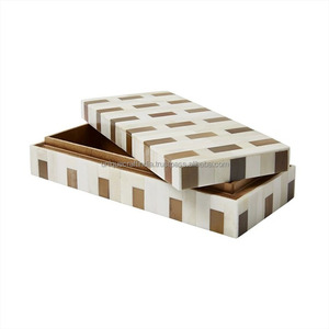 Boîte de rangement en résine et en bois artisanales-Coffre à souvenirs de qualité supérieure pour la décoration intérieure, les bijoux et la présentation de cadeaux - Product Image 1