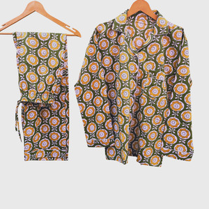Ensemble de pyjama pour femmes à manches longues avec imprimé floral vert, col cranté, vêtements de détente tissés - Product Image 4