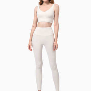 Ensemble de yoga taille haute sans coutures 2 pièces pour femme – Tenue de sport, soutien-gorge de sport et leggings pour la gym et le fitness - Product Image 1