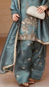 Conjunto de Salwar Kameez Anarkali de Seda Bordada para Mujer con Dupatta Larga, Traje Tradicional Indio Pakistaní para Bodas - Product Image 4