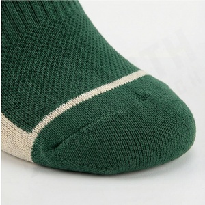 Basketball <b>Socks</b> <b>Men</b> Outdoor Athletic Crew Cushioned Thick Sport <b>Long</b> Compression Breathable Soft Customized Color Fit Pairs - Product Image 6