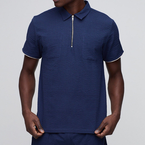 Polo de Punto Azul Marino para Hombre, Manga Corta, Corte Regular, Ribete en Contraste, Color Sólido Informal, Cierre de Cremallera - Product Image 3