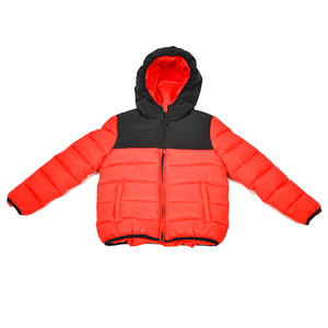 เสื้อแจ็คเก็ตพัฟเฟอร์มีฮู้ดสีแดงดำ ตัดต่อสีแบบ Color Blocking กันลม บุด้วยโพลีเอสเตอร์ เหมาะสำหรับฤดูหนาว สวมใส่สบาย ปิดด้วยซิป เหมาะสำหรับทั้งชายและหญิง - Product Image 1
