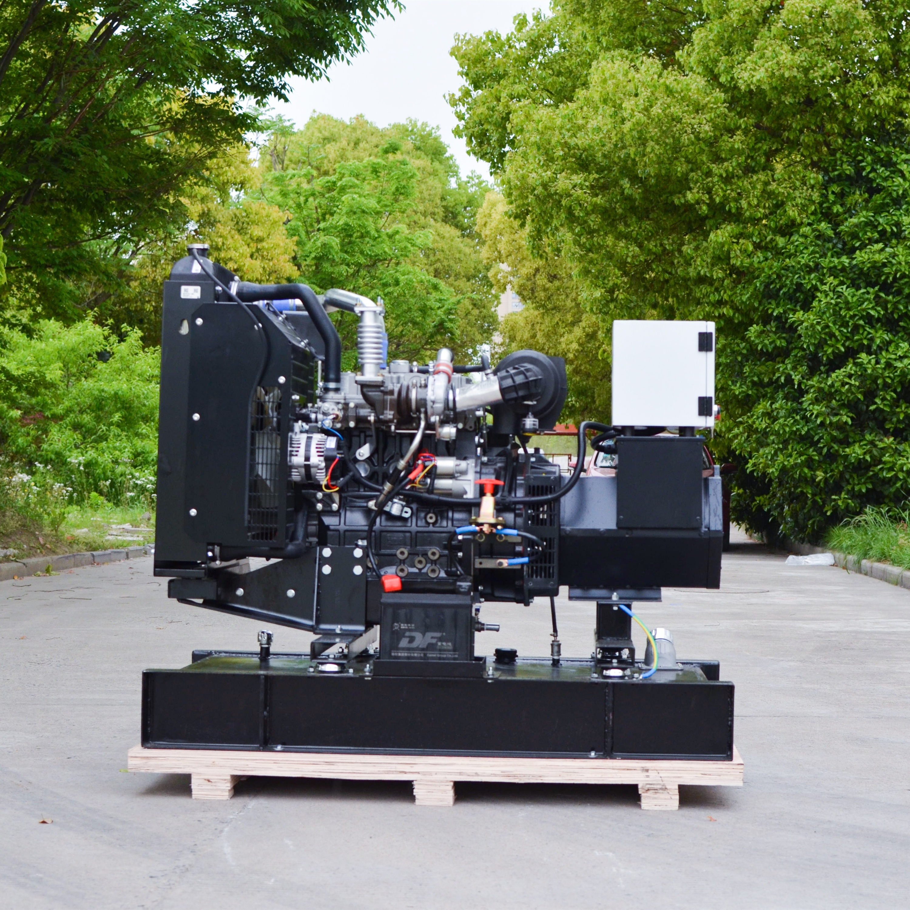 With Parkins Cumins diesel Generator Manufacture 10kw 20kw 40kw 80kw 100kw 120kw 160kw <strong>200kw</strong> Open Silent Diesel Generator