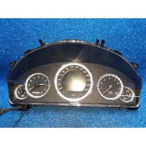 ชุดหน้าปัดเรือนไมล์มือสองสำหรับรถยนต์ E-class รุ่น A2129004809 - Product Image 1