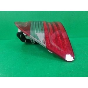 ไฟท้ายมือสอง รุ่น B ด้านขวา A1698202664 - Product Image 3