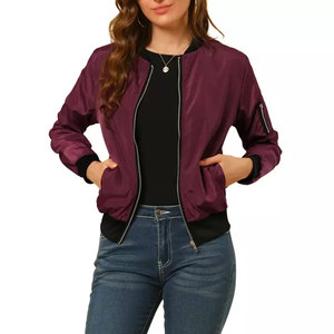 Veste de baseball en satin pour femme, style streetwear, vente en gros, personnalisable, à manches longues, fermeture éclair, couleur unie, en polyester tissé - Product Image 1