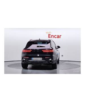 Genesis GV70 2024 2.5T Gasolina AWD 16,702 km Caja de Cambios Automática Asientos de Cuero Volante a la Izquierda con Cámara Trasera - Product Image 4