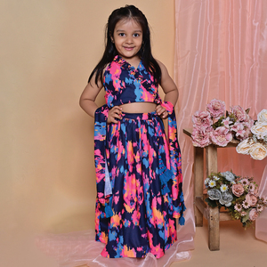 Ensemble Lehenga Choli pour filles de 1 à 5 ans, design élégant, vêtements de mariage indiens, disponible au meilleur prix - Product Image 4