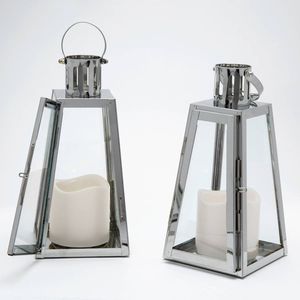Farol Metálico Atemporal, Portavelas Decorativo de Hierro, Iluminación Premium para Jardín y Paisaje Exterior, Diseño Decorativo - Product Image 4