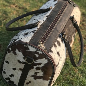 Bolsa de Viaje de Cuero Vintage con Pelo de Vaca, Bolsa de Lona de Piel de Vacuno para Fin de Semana, Equipaje de Mano Elegante y Resistente LHTB-0034 - Product Image 6