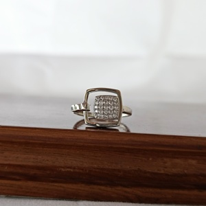 Other Square Cluster Other <b>Cocktail</b> <b>Ring</b> Women Elegant Geometric Polished Finish Wedding - Product Image 5