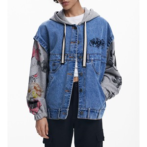 Wholesale Damage <b>Denim</b> <b>Jackets</b> Washed Blue Frayed <b>Cropped</b> <b>Denim</b> <b>Jacket</b> Long Sleeve <b>Denim</b> Women <b>Jacket</b> - Product Image 6
