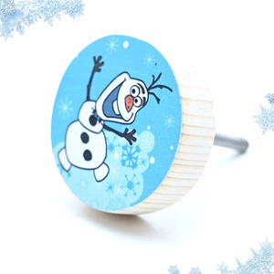 Nouveauté : Boutons de tiroir en bois de pin pour enfants, poignées de commode à thème Olaf, poignées de meubles en bois durables de haute qualité - Product Image 3