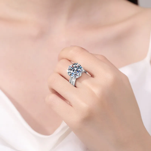 Bague en argent sterling avec diamant rond brillant de 10 carats cultivé en laboratoire, couleur G, pour bijoux de fiançailles pour femmes - Product Image 1
