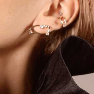 Lab Grown Diamond Carabiner <b>Earrings</b> Geometric Curved Huggie <b>Hoops</b> <b>Earring</b> Custom 10K 14K 18K <b>Solid</b> Gold Round Cut Wholesale - Product Image 2