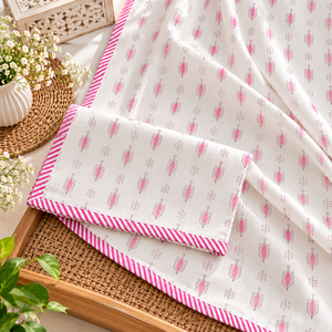 Acogedora Manta de Algodón Ligero Dohar con Ribete Rosa, Tejido Suave y Transpirable para un Dormitorio y Hogar Confortables - Product Image 2