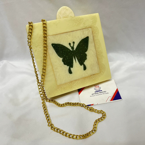 Nuevo Bolso de Mano de Resina Premium Hecho a Mano con Diseño de Mariposa, Obra Maestra de Artistas, Última Moda 2026, Accesorio de Diseñador, Joyería - Product Image 1