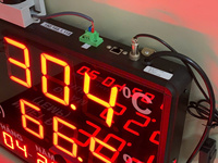 Thermo-hygromètre AT-Temp&Humi avec écran LED, contrôle intelligent par application, alarme haute température, construction en plastique et aluminium, IP52