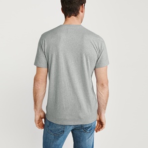 T-shirt à manches courtes gris pour homme avec poche poitrine bleue, coupe classique, en jersey de coton décontracté, col rond - Product Image 3