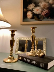 ILAHI's Vintage <b>Brass</b> Handmade Tapered <b>Candlestick</b> Holder Embossed Design 1 Color High Quality Heat Resistant Home Christmas - Product Image 2