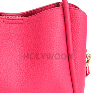 Large Capacity Durable <b>Leather</b> Fashion <b>Bag</b> for Women with Zipper Closure Lightweight Design Adjustable <b>Soft</b> Straps - Product Image 5