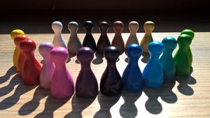 ILAHI's Colored Wooden Pawns Eco-Friendly Antique Design Wooden - Product Image 1