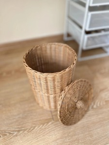 Rattan Waste <b>Bin</b> With <b>Lid</b> Perfect For Home Office Bathroom And Bedroom Decorative Storage Solution Wholesale From India - Product Image 2