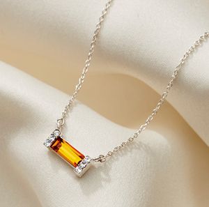 Collier en argent sterling 925 avec pierre de naissance topaze, collier pierre de naissance de novembre, cadeau d'anniversaire pour elle, cadeau pour demoiselle d'honneur - Product Image 1