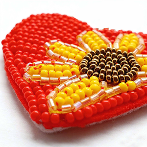 Pendientes Colgantes de Moda para Mujer, Hechos a Mano, Bordado de Perlas, Diseño de Candado, Uso Diario por MD HANDICRAFTS - Product Image 4