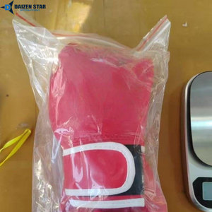 Guantes de Boxeo Internacionales Daizen Star, Rojos, de Cuero PU, con Cordones, Correa de Muñeca Ajustable, Equipo de Entrenamiento para Adultos - Product Image 4
