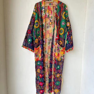 Camisón Kimono Largo de Algodón 100% con Cuello en V, Cintura Elástica, Bordado Artesanal Phulkari y Espejos, Estilo Boho - Product Image 1