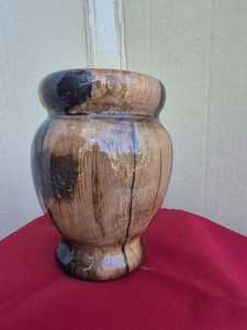 Contemporary Resin <b>Vase</b> for Office & Home Decor - Product Image 2
