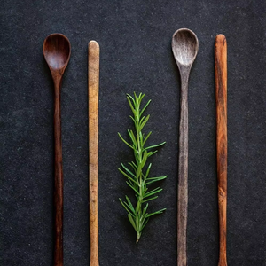 Cuillère en bois à long manche, faite à la main, en bois naturel, ustensiles de cuisine pour la cuisson et la pâtisserie, disponible à un prix compétitif - Product Image 1