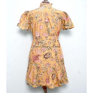 Robe d'été élégante et vintage pour femme, faite à la main en coton biologique, col rond, manches longues, coupe trapèze, imprimé floral, respirante - Product Image 6