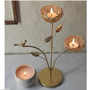 Portavelas de Té con Diseño Floral y Acabado Dorado, Estilo Único para Decoración de Bodas y Cenas - Product Image 1