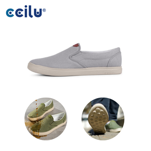 Chaussures en toile imperméables et antichoc pour hommes, à enfiler - Product Image 1