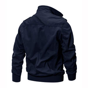 Veste cargo légère pour homme avec logo personnalisé – Vêtement d'extérieur respirant et utilitaire pour les modes de vie actifs - Product Image 2