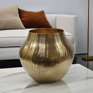 Jarrón de flores con acabado de latón hecho a mano al por mayor, jarrón de Metal decorativo moderno para interior y exterior grande Vintage para boda y fiesta - Product Image 3