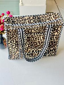 Cotton Quilted tote <b>bag</b> block print Large Tote <b>bag</b> woman stylish market shoulder tote <b>bag</b> <b>Lightweight</b> <b>Beach</b> <b>Bag</b> Flower Tote <b>Bag</b> - Product Image 3