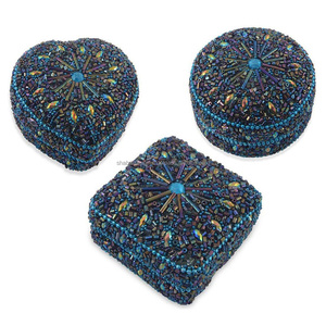 กล่องโลหะตกแต่งรูปทรงสี่เหลี่ยมผืนผ้า ชุด 3 ชิ้น งานฝีมืออินเดีย สำหรับจัดเก็บเครื่องประดับ ของขวัญงานแต่งงาน บรรจุภัณฑ์ของขวัญ - Product Image 5