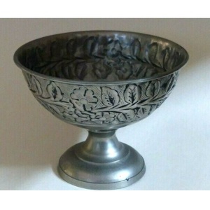 Vaisselle de service artisanale au design rustique, plats et bols pour la présentation des aliments, décoration intérieure, matériau solide - Product Image 6