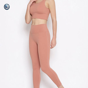 Leggings de cintura alta con tela transpirable y flexible, con sujetador deportivo para gimnasio, entrenamiento, ejercicio y yoga. - Product Image 2