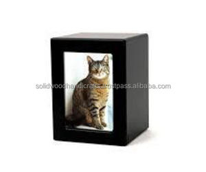 Urne funéraire en bois artisanale pour les cendres d'animaux de compagnie Urnes funéraires en bois pour les cendres de chat et de chien - Product Image 1